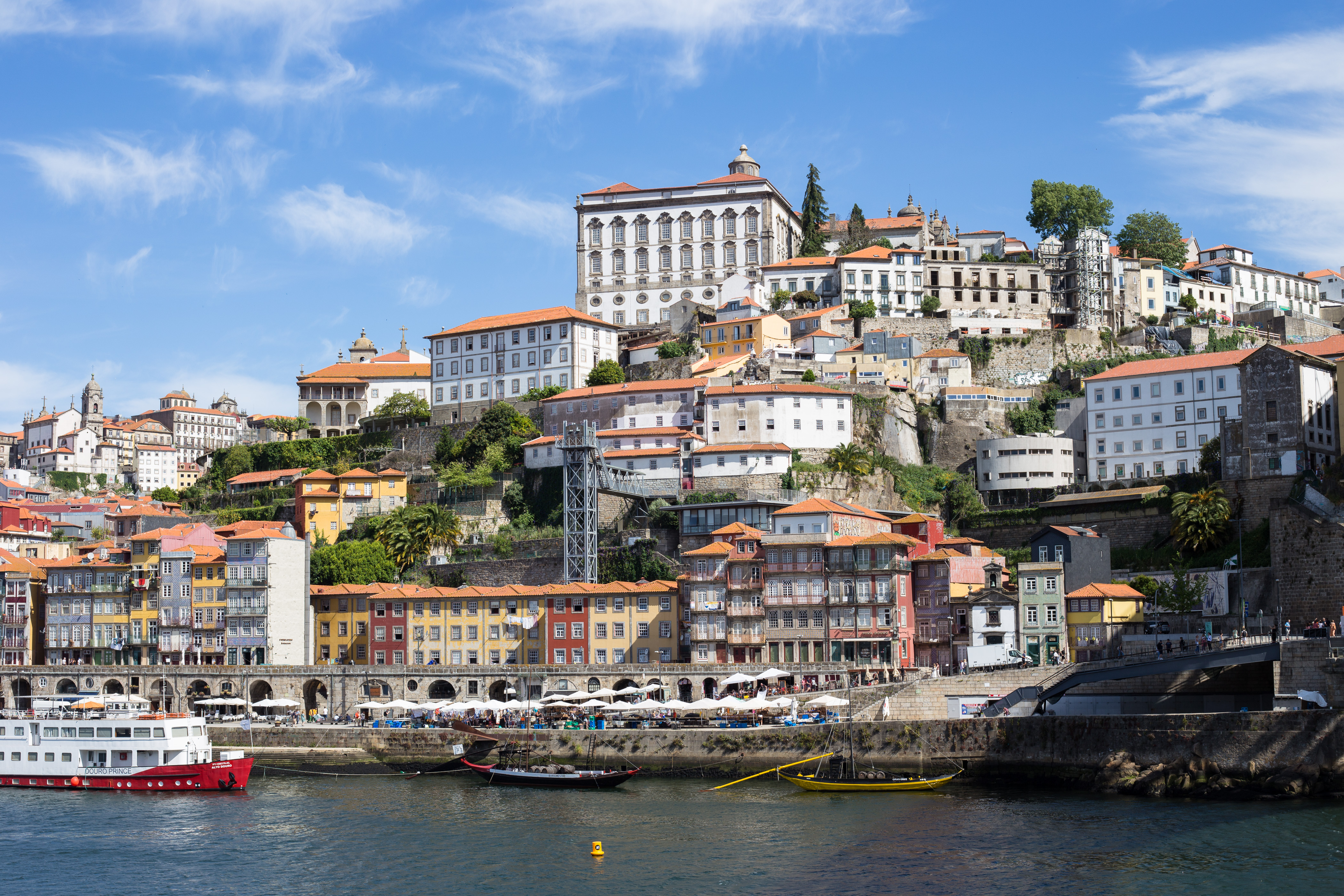 Roadtrip durch Portugal: Von malerischen Dörfern zu pulsierenden Städten