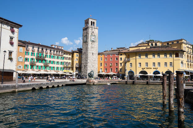 Piazza 3 Novembre in Riva del Garda (Reiff)