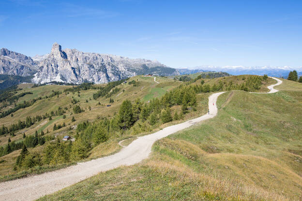 Wanderweg auf der Pralongià Hochebene