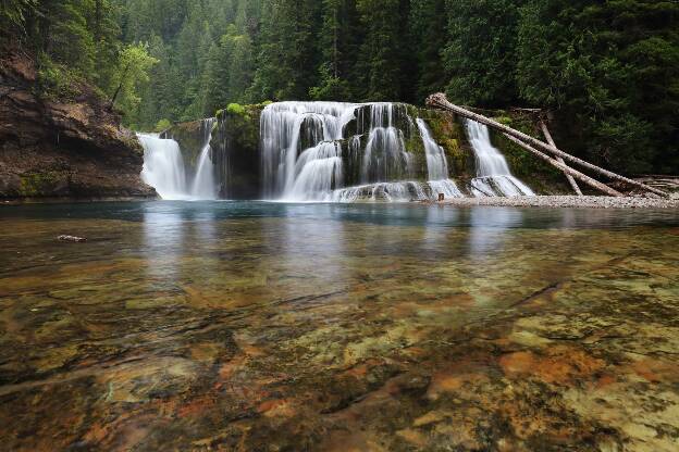 Lewis falls