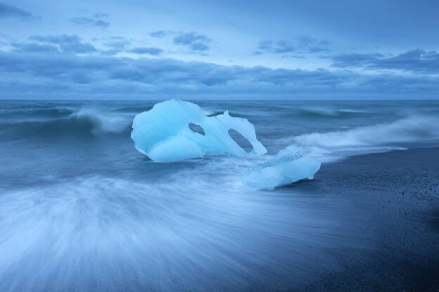 Ice sculpture