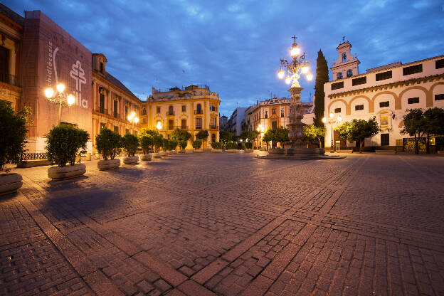 Plaza Virgen de los Reyes