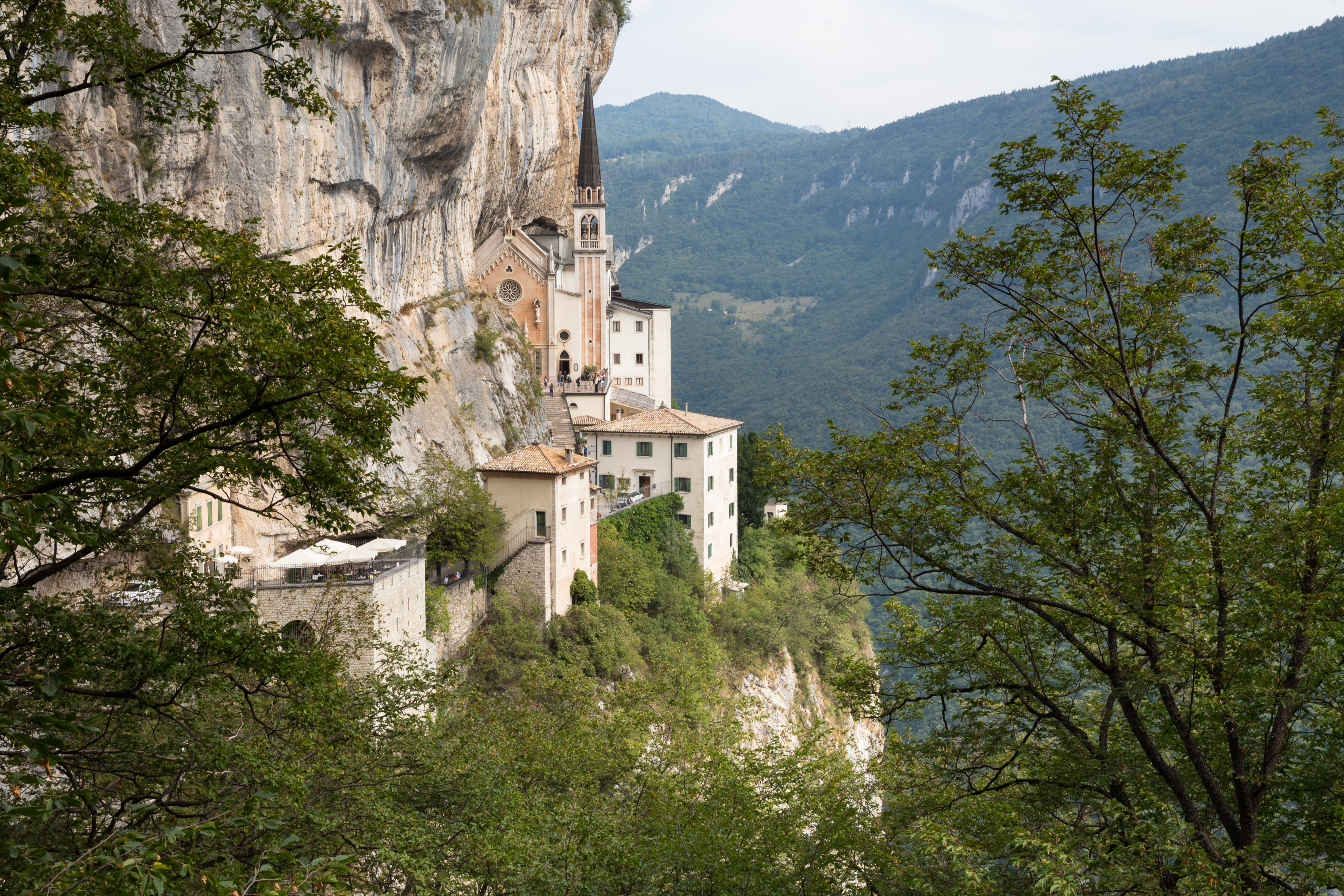 Felsenkirche Madonna Della Corona