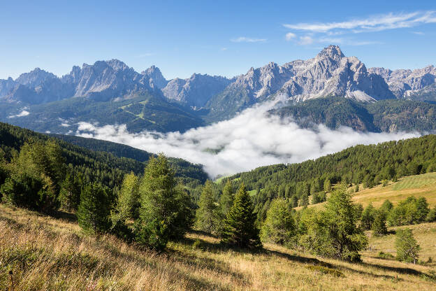 Ausblick in das vernebelte Hochpustertal bei Sexten