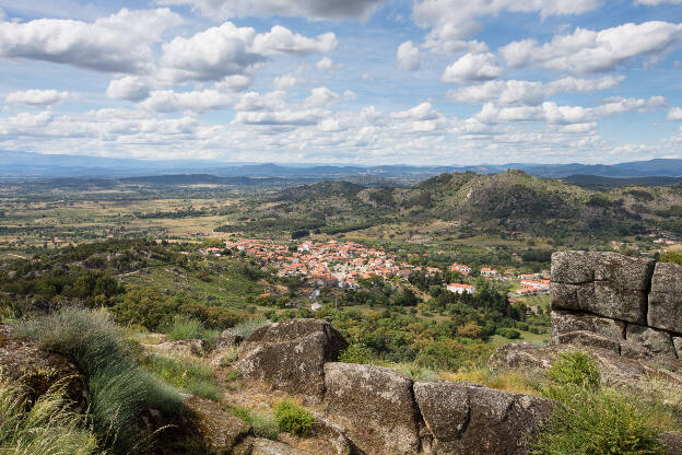 Ausblick auf die Landschaft bei Monsanto